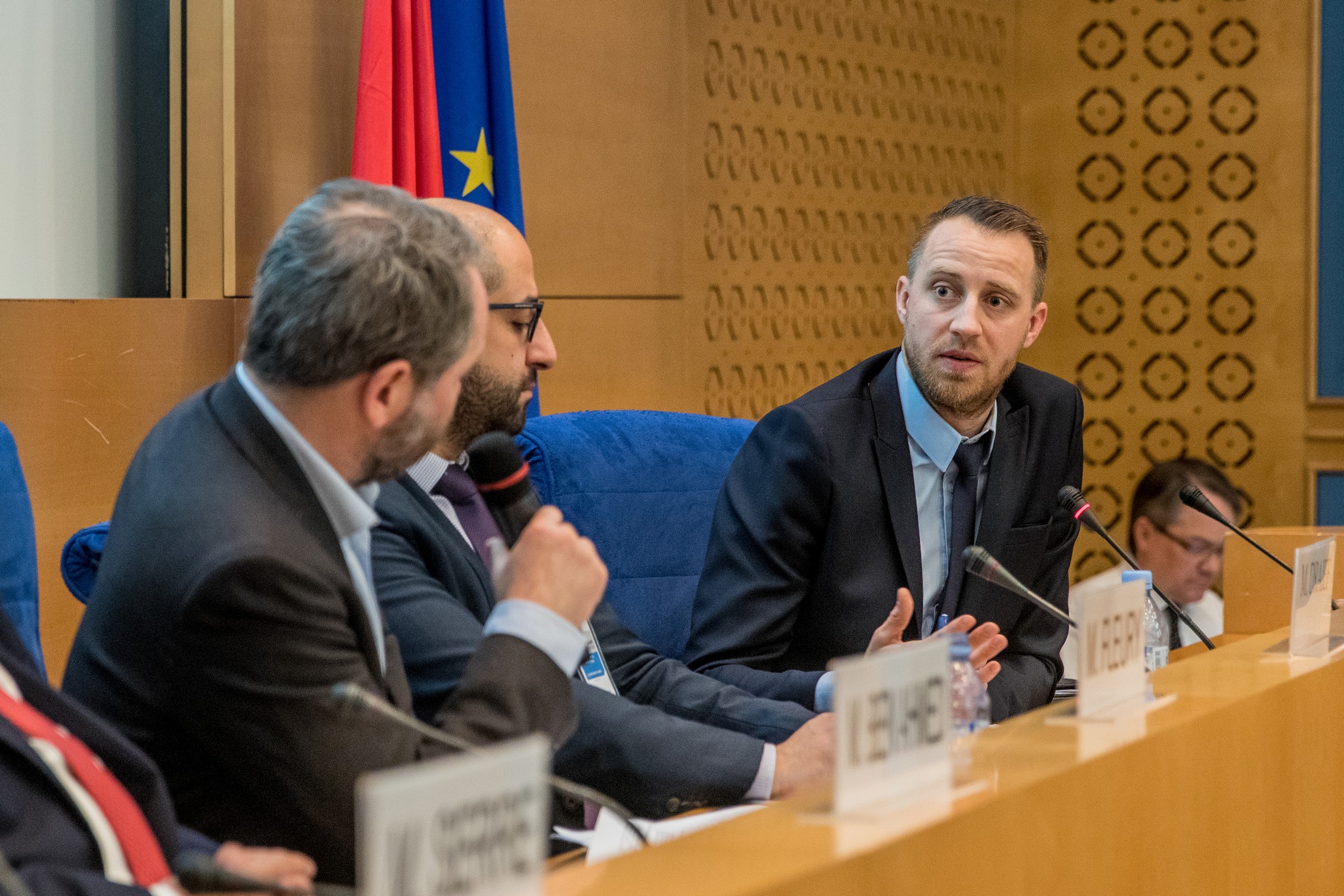 David Vermeersch lors de la table ronde au forum économique Franco-Tunisien